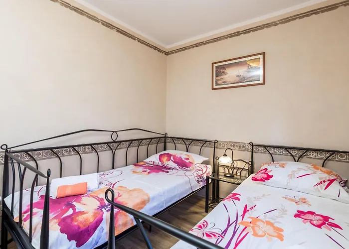 Holiday home Gorgeous In Zgaljici With Sauna *