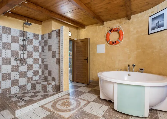 Gorgeous In Zgaljici With Sauna Holiday home Zgaljic
